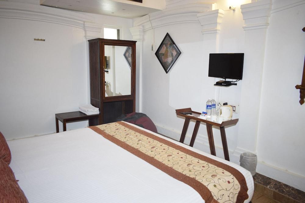 Le Chateau Pondicherry Bagian luar foto