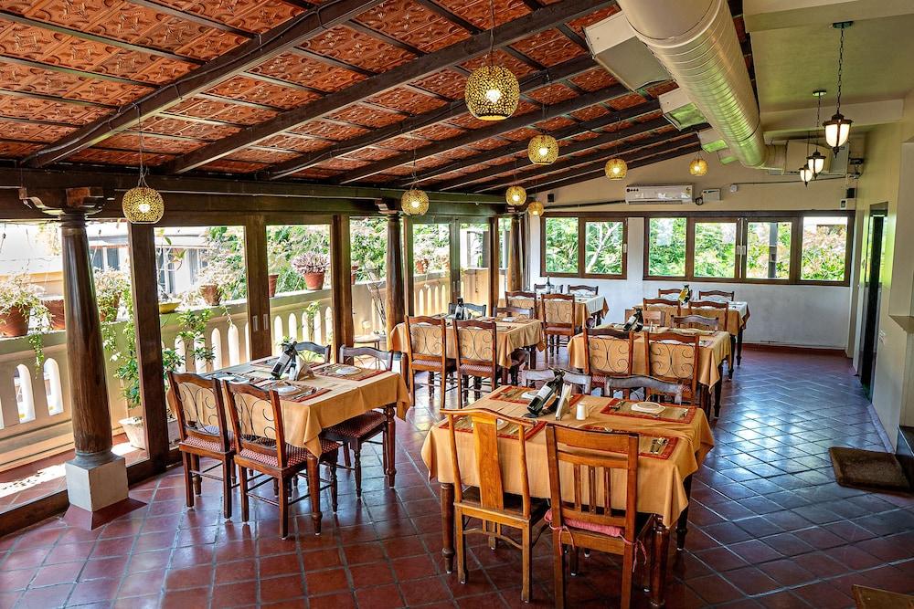 Le Chateau Pondicherry Bagian luar foto