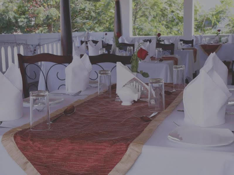 Le Chateau Pondicherry Bagian luar foto